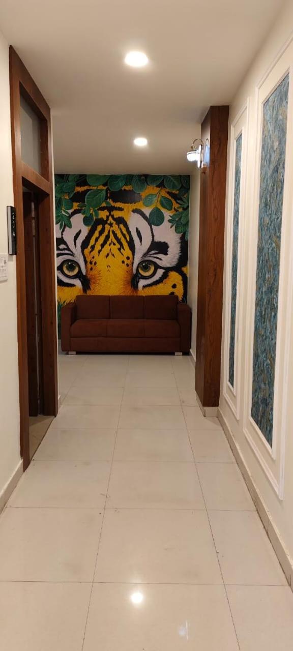 Hotel Maharaja Palace 萨瓦伊马多普尔 外观 照片