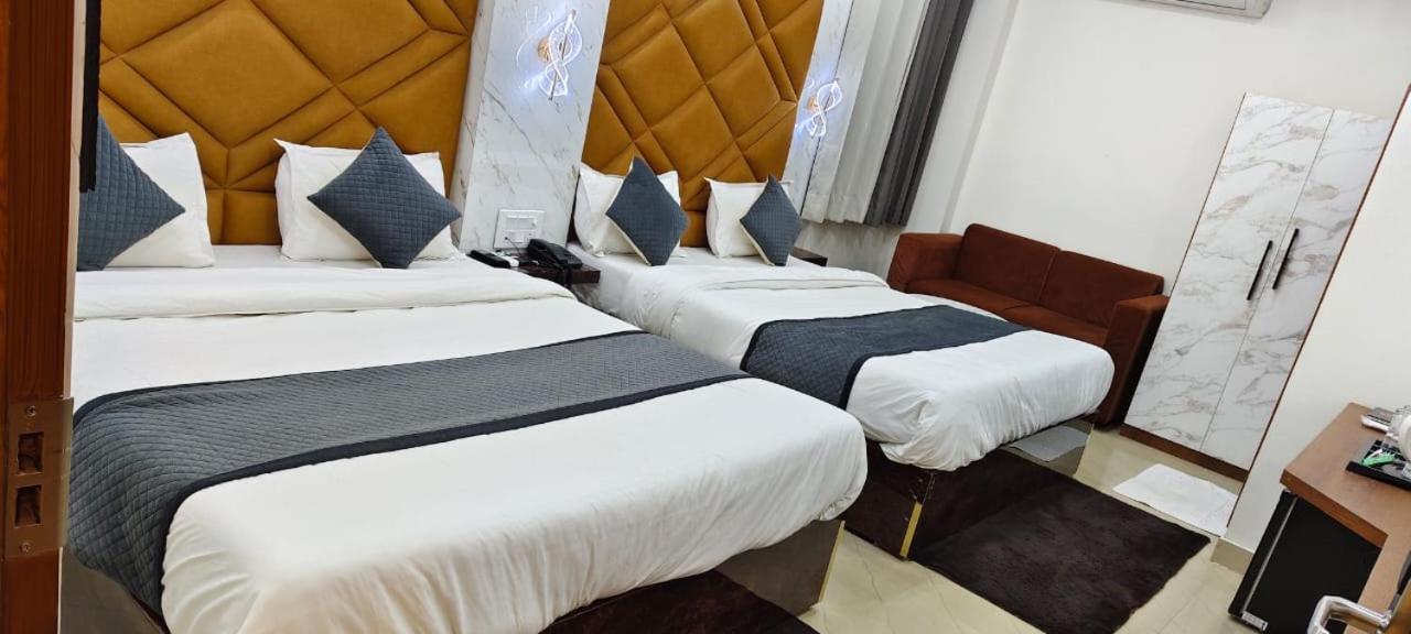 Hotel Maharaja Palace 萨瓦伊马多普尔 外观 照片